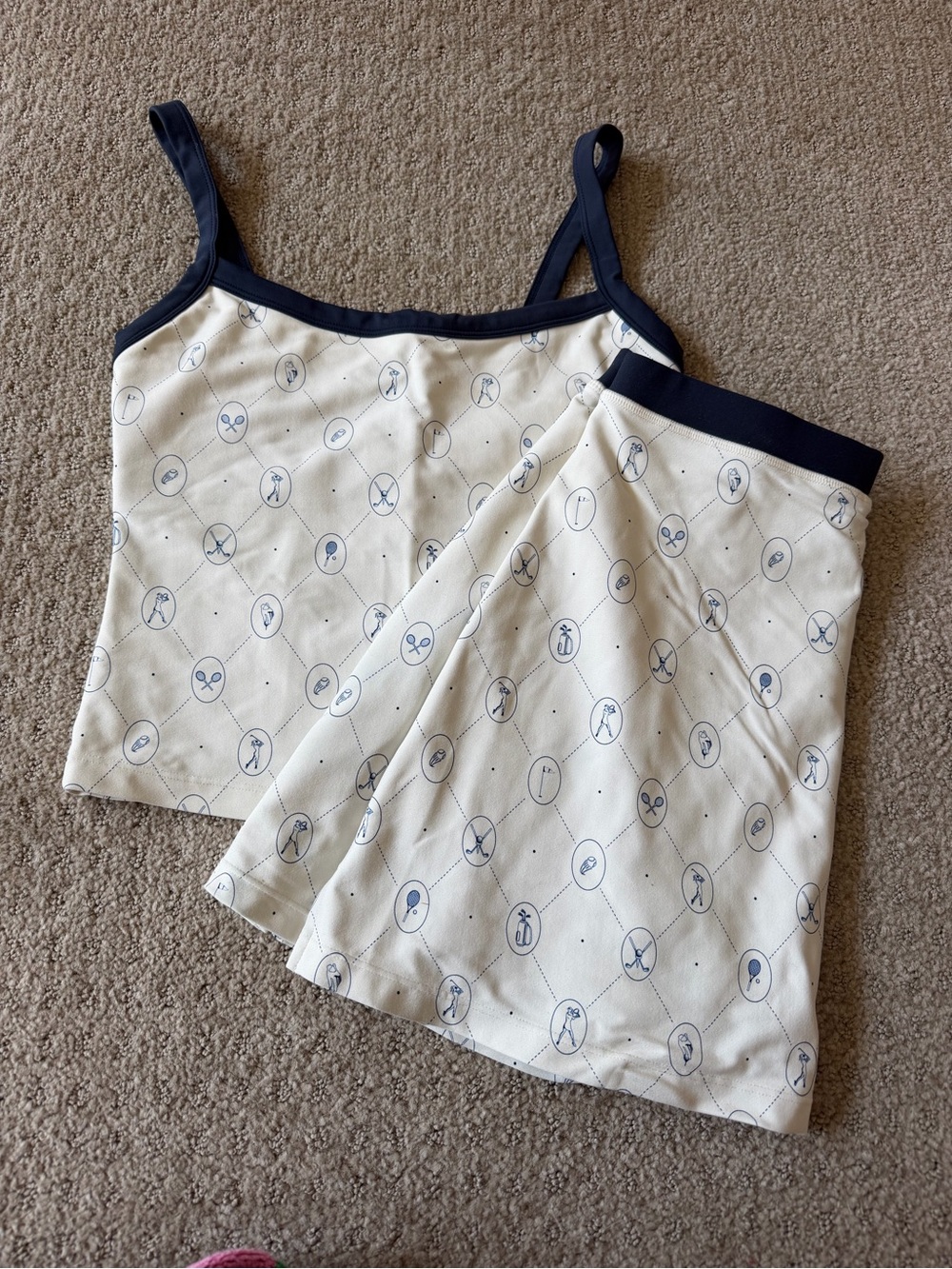 WEWOREWHAT Women's Two-Piece Cream Tank and Skort tennis/golf set size M both